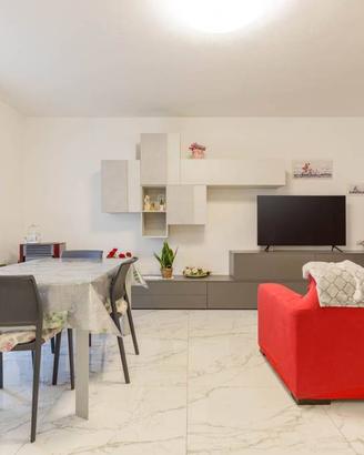 Appartamento di 107 m² con 4 locali e box auto a P
