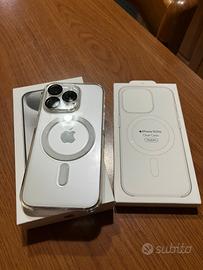 IPhone 15 pro Titanio 128 gb + MagSafe IOS 26