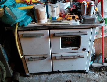 Cucina economica a legna