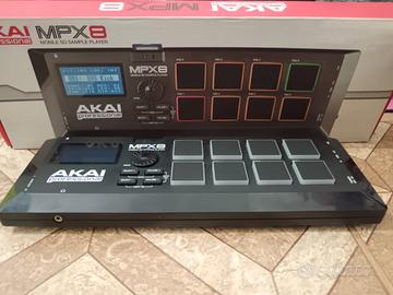 Akai Mpx-8. Sampler Machine ad 8 pad 