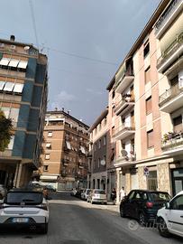 Locale Commerciale Via Castello