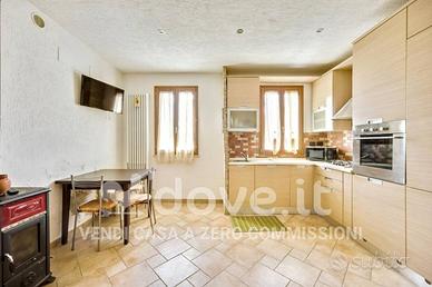 Casa indipendente di 132 m² con 5 locali a Pernumi