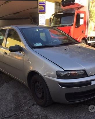 Ricambi Fiat Punto 2 serie 5 porte colori vari