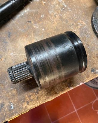 Semiasse giunto interno dietro rzr 1000