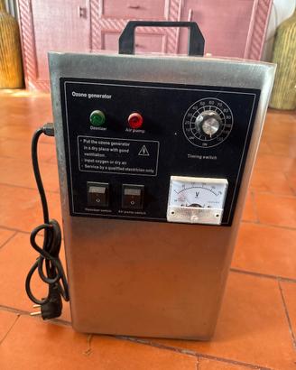 Dispositivo ad ozono per sanificare
