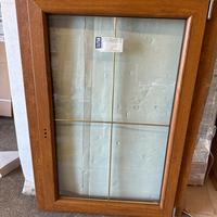 Serramento in pvc colore rovere gold