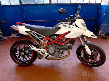 Ducati Hypermotard 1100