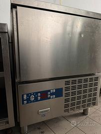 Abbattitore di temperatura electrolux 5 teglie