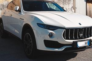 Maserati levante acc.permuta 