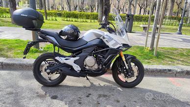 Cfmoto 650mt - 2022
