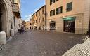 locale-commerciale-nel-cuore-del-centro-storico