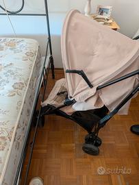 PASSEGGINO LEGGERO INGLESINA SWIFT 