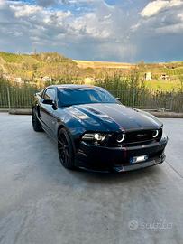 Mustang GT 5000 v8 2014 premium/carbonio