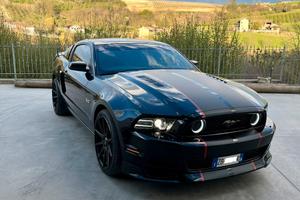 Mustang GT 5000 v8 2014 premium/carbonio