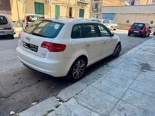 AUDI A3 Sportback e-tron - 2011