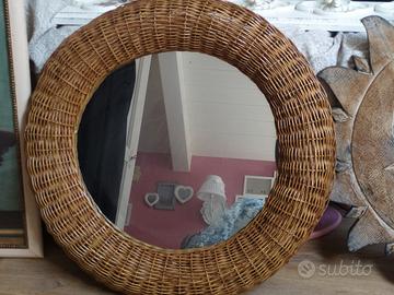 specchio in rattan