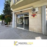locale-commerciale-altamura-viale-regina-margherit