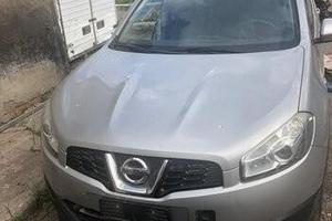 Nissan qashqai +2 anno 2012 perfetta per ricambi