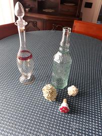 due bottiglie  vetro