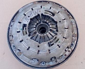 415055210 KIT VOLANO FRIZIONE LUK per motori N47D2