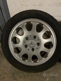 Cerchi completi di gomme  195/50-15 Mercedes