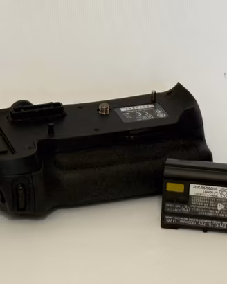 NIKON Battery Pach MB-D 12