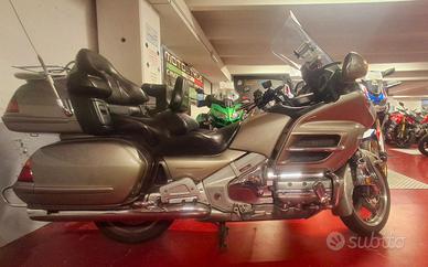 HONDA GL 1800 GOLD WING