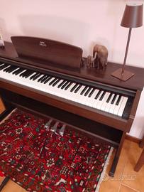 Pianoforte digitale Yamaha ARIUS