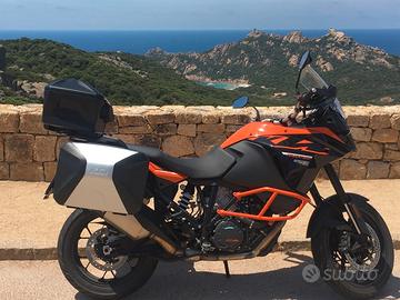 KTM 1090 adventure S Km 17.550 fine 07-2017