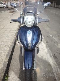 Beverly 300 i.e.