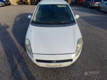 RICAMBI PER FIAT GRANDE PUNTO 1.3 MTJ ANNO 2005