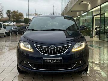 Lancia Ypsilon 1.0 firefly hybrid Gold s&s 70cv