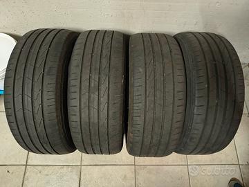 Pneumatici Hankook 