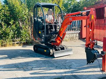 E47 Mini escavatore Neuson 17 q.li