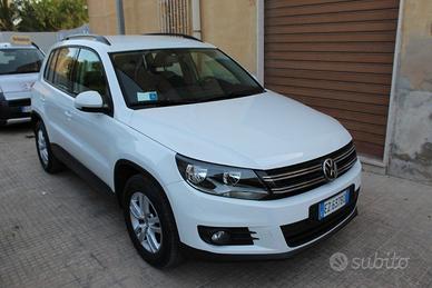 VOLKSWAGEN Tiguan 2.0 TDI 110 CV Sport & Style B