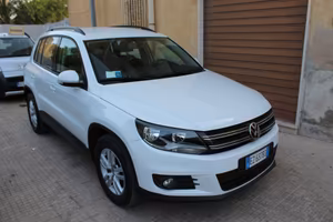 VOLKSWAGEN Tiguan 2.0 TDI 110 CV Sport & Style B