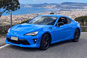Toyota GT86 Racing Edition 2.0 200 CV Thunder Blue