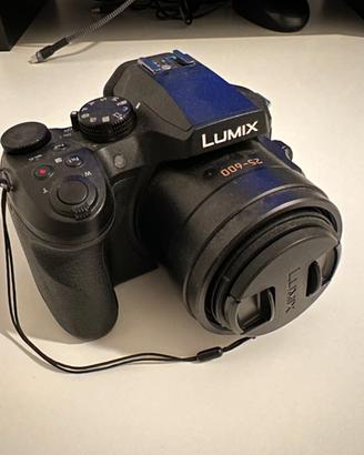 Panasonic Lumix DMC-FZ300