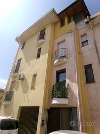 trivano con cantina Nuda Proprieta'