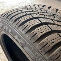 4 Pneumatici Invernali Falken 255/45R20