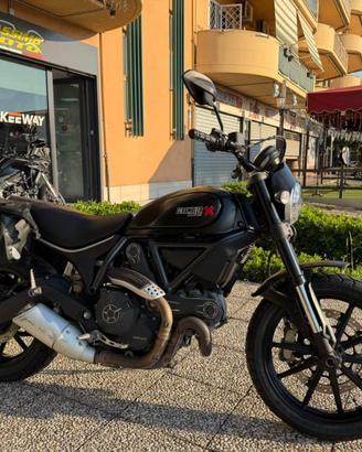 DUCATI Scrambler 800 TUTTO INCLUSO ANCHE PASSAGG