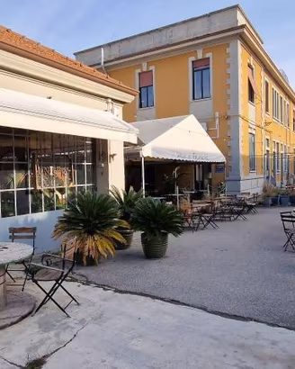 Immobile di 160 m² a Milano