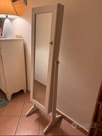 Specchiera portagioie