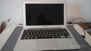 MacBook Air  Metà 2012
