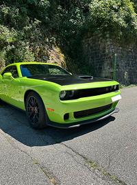 Dodge Challenger Hellcat SRT - 245 cv