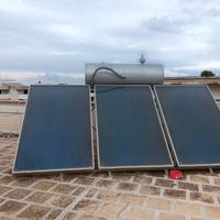 Pannelli solari per acqua calda