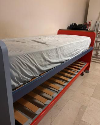 Doppio letto singolo per bambini
