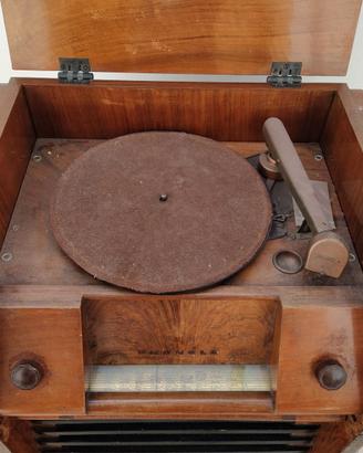 Radio a valvole antica Phonola con giradischi