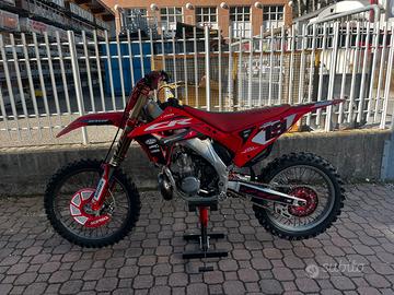 Honda CR 250R modello 2004 !TARGATA!
