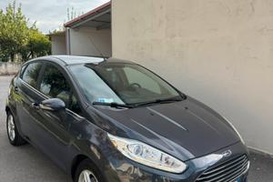 Ford Fiesta 1.4 benzina-gpl Titanium